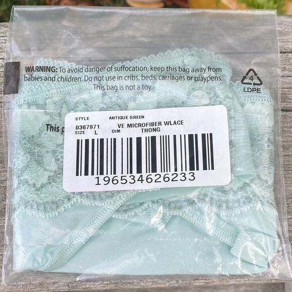 NWT New Sealed Soma Lot of Two (2) Vanishing Edge Thong Panties w/Lace Trim L - Picture 8 of 10